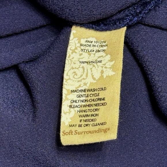 Soft Surroundings Women’s Layered V Neck Long Sleeve Navy Tunic Top Size Small - Picture 12 of 12